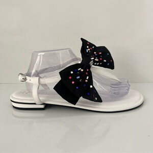 Karl Lagerfeld Paris Cristi Bow Sandals Jeweled T-Strap Flat White Black 9.5
